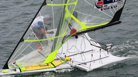 《逆袭奇迹！谢维军自爆曾拒绝津门虎中卫位置，如今闪耀成球队灵魂》