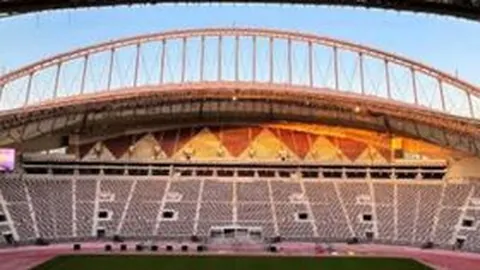 [NBA]里夫斯精妙助攻 詹姆斯空中取分